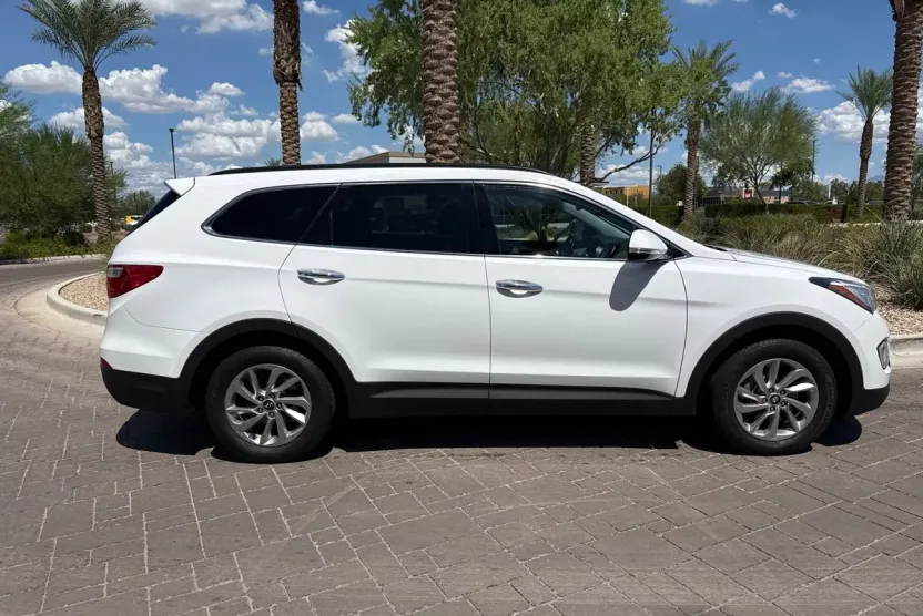 2014 Hyundai Santa Fe Limited photo 1
