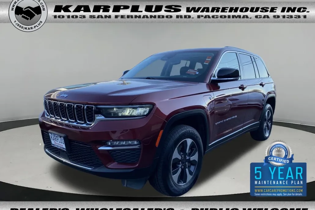 2023 Jeep Cherokee 4xe photo 1