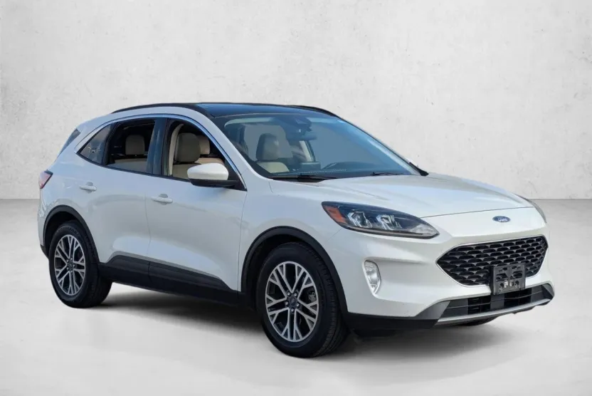 2020 Ford Escape SEL photo 1