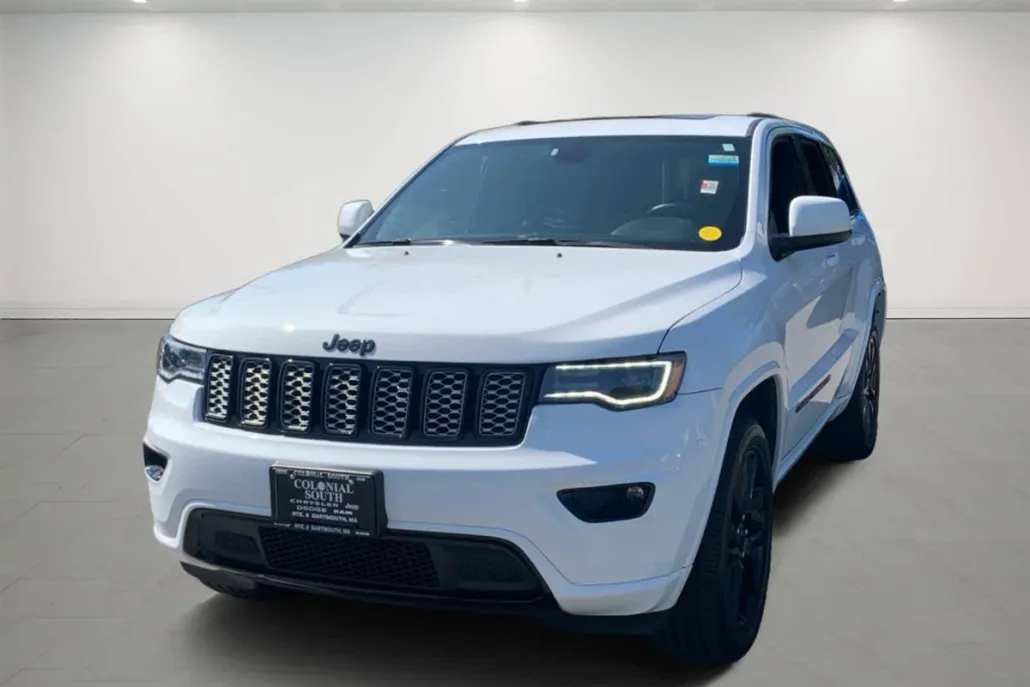2022 Jeep Cherokee Laredo photo 1