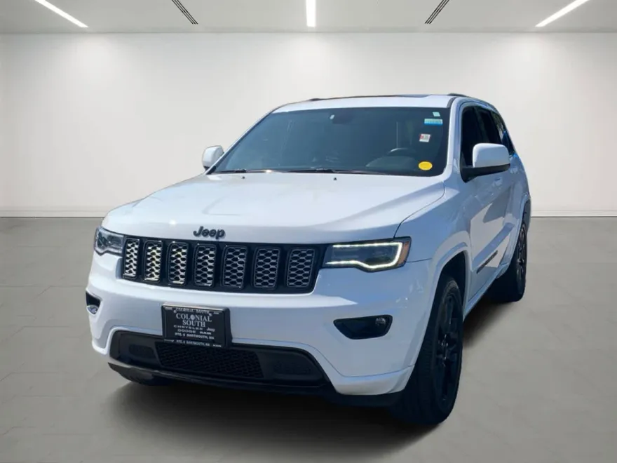 2022 Jeep Cherokee Laredo photo 1