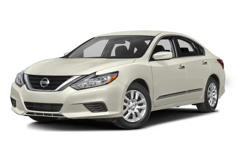2016 Nissan Altima 2.5 photo 1