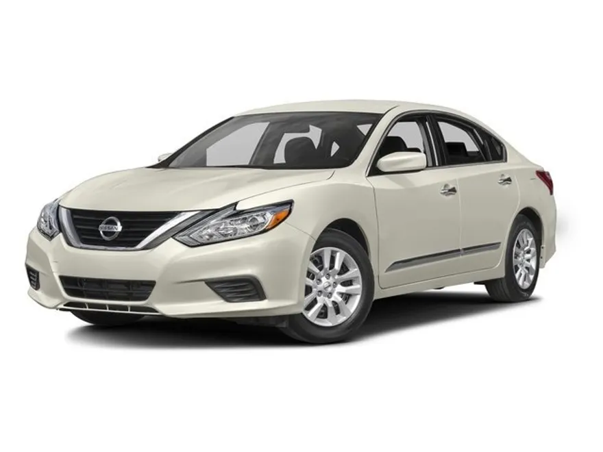 2016 Nissan Altima 2.5 photo 1