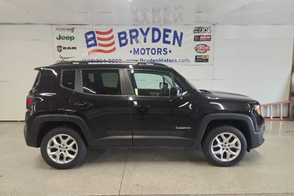 2015 Jeep Renegade Latitude photo 1