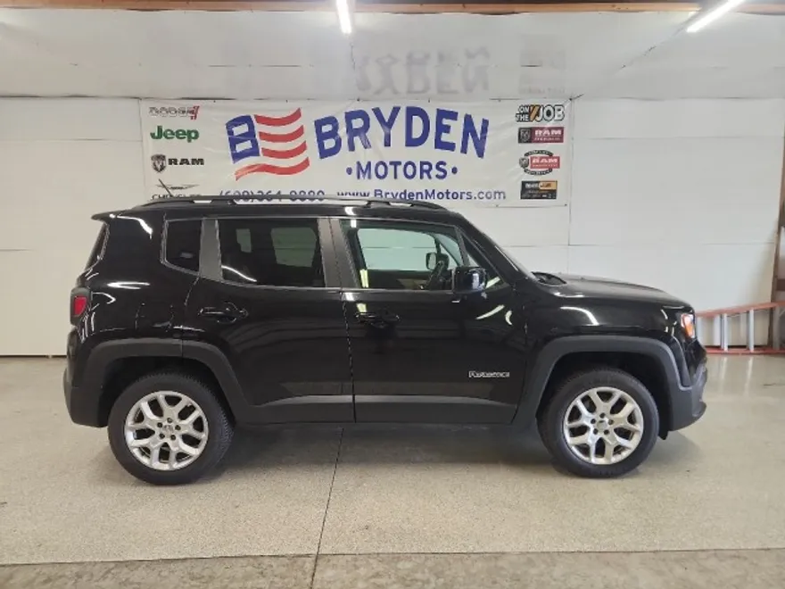 2015 Jeep Renegade Latitude photo 1