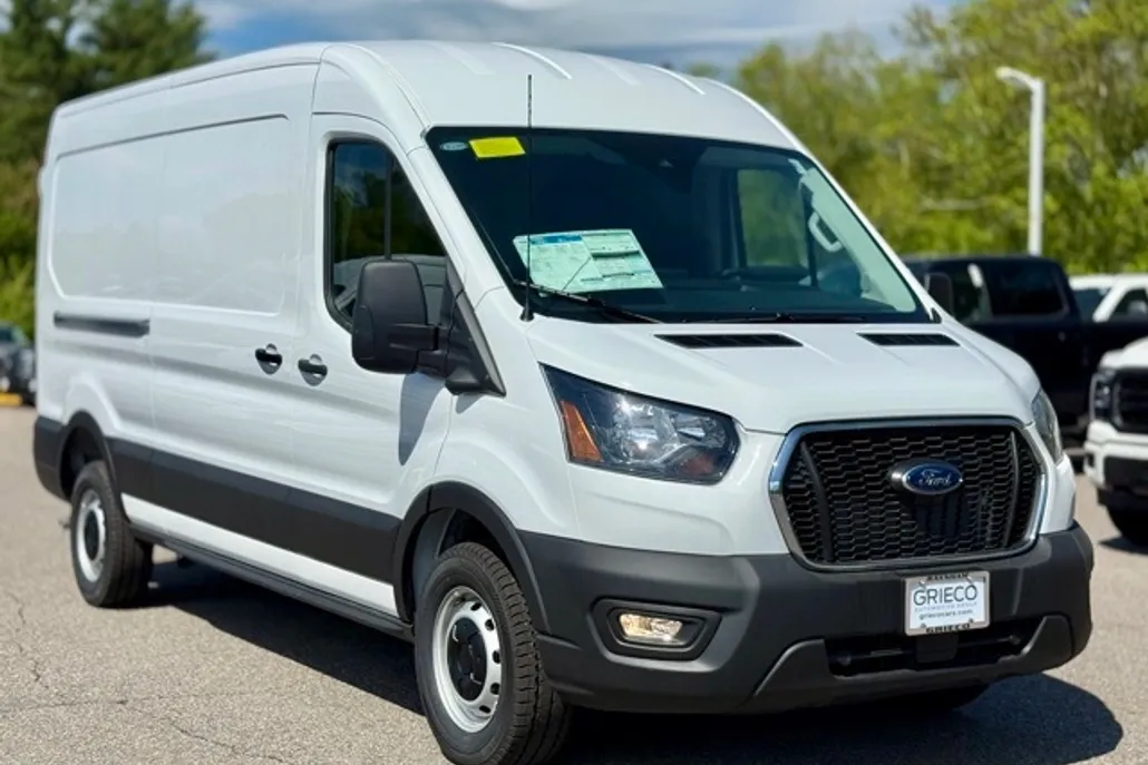 2025 Ford Transit Cargo Van photo 1