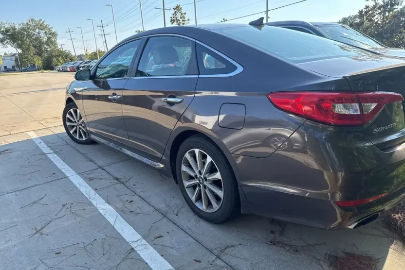 2016 Hyundai Sonata Limited photo 1