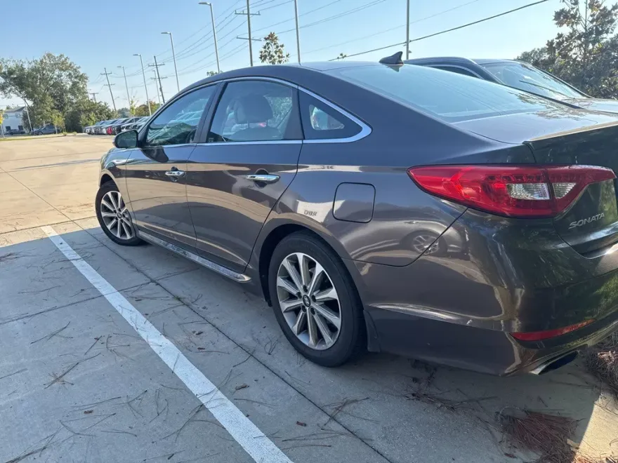 2016 Hyundai Sonata Limited photo 1