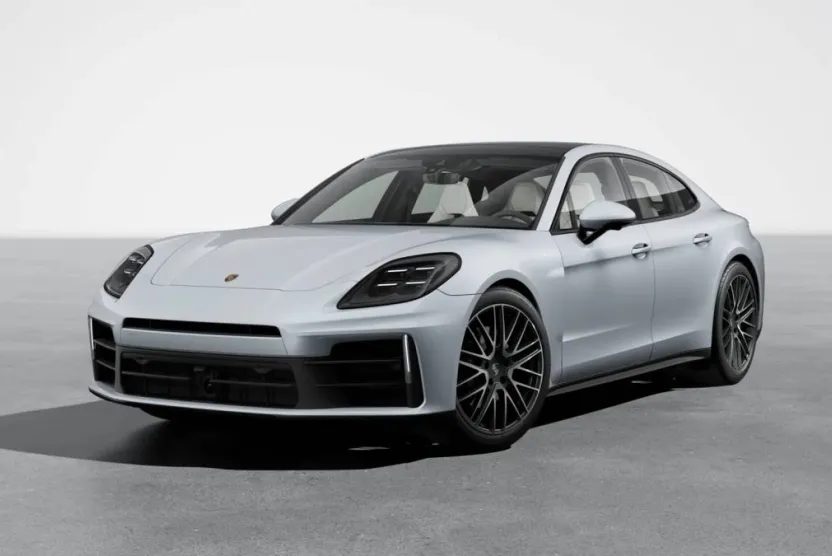 2026 Porsche Panamera 4 photo 1