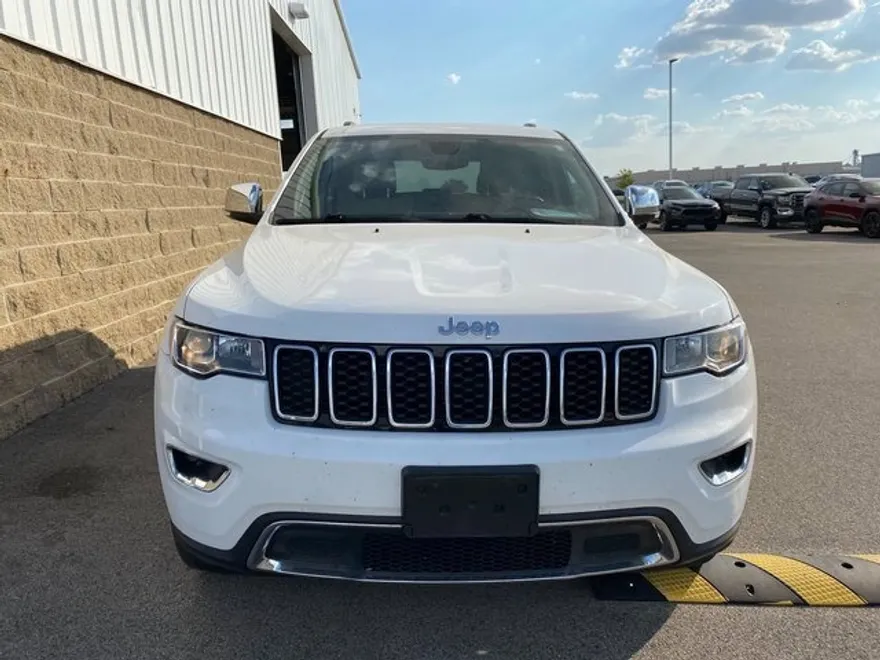 2017 Jeep Grand Cherokee Limited photo 1