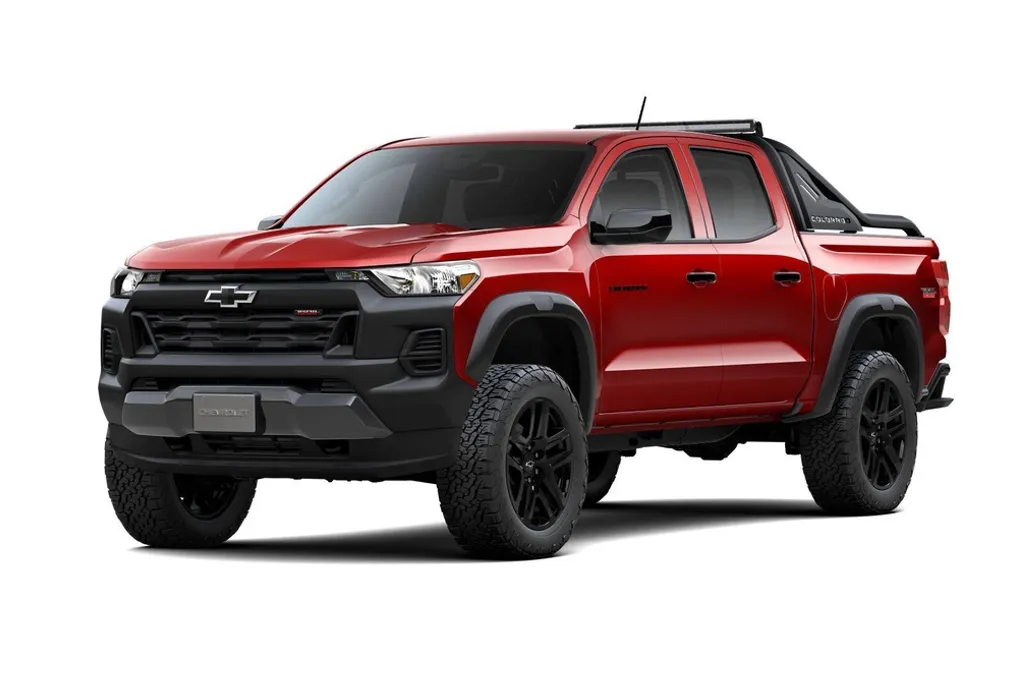 2025 Chevrolet Colorado Trail Boss photo 1