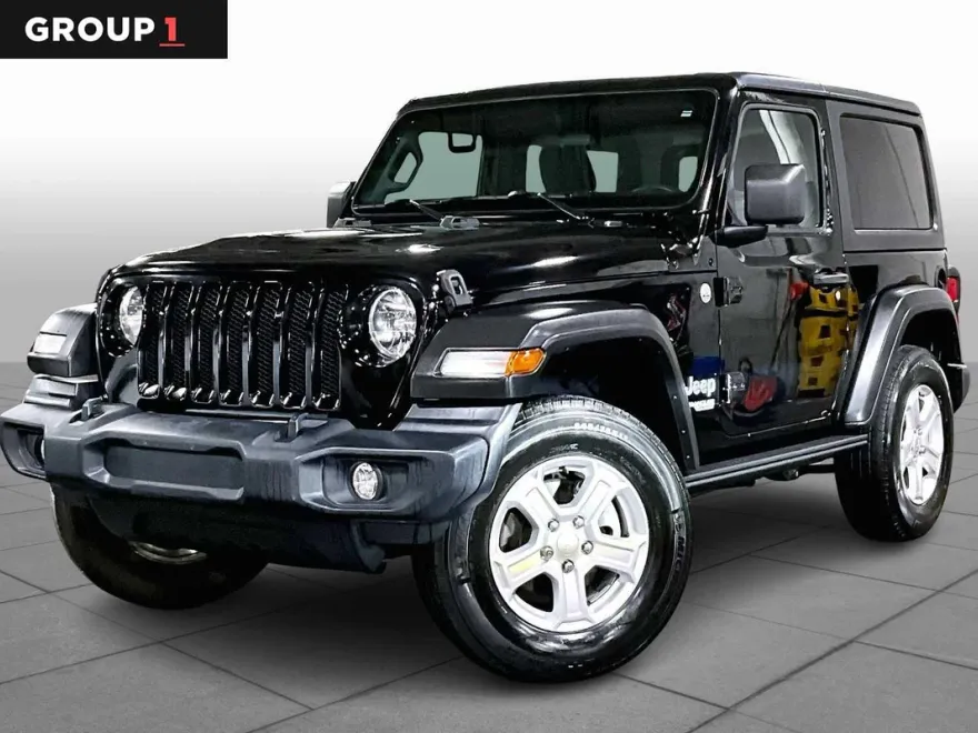 2020 Jeep Wrangler Sport S photo 1