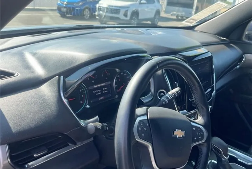 2023 Chevrolet Traverse Cloth photo 1