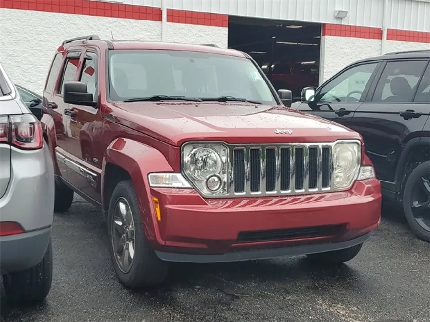 2012 Jeep Liberty Sport photo 1