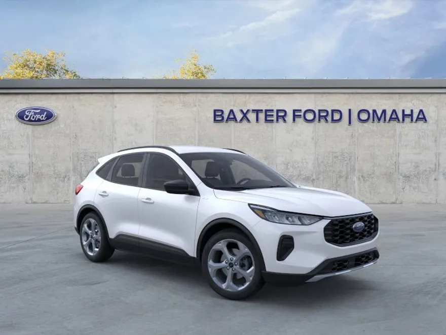 2025 Ford Escape ST-Line photo 1