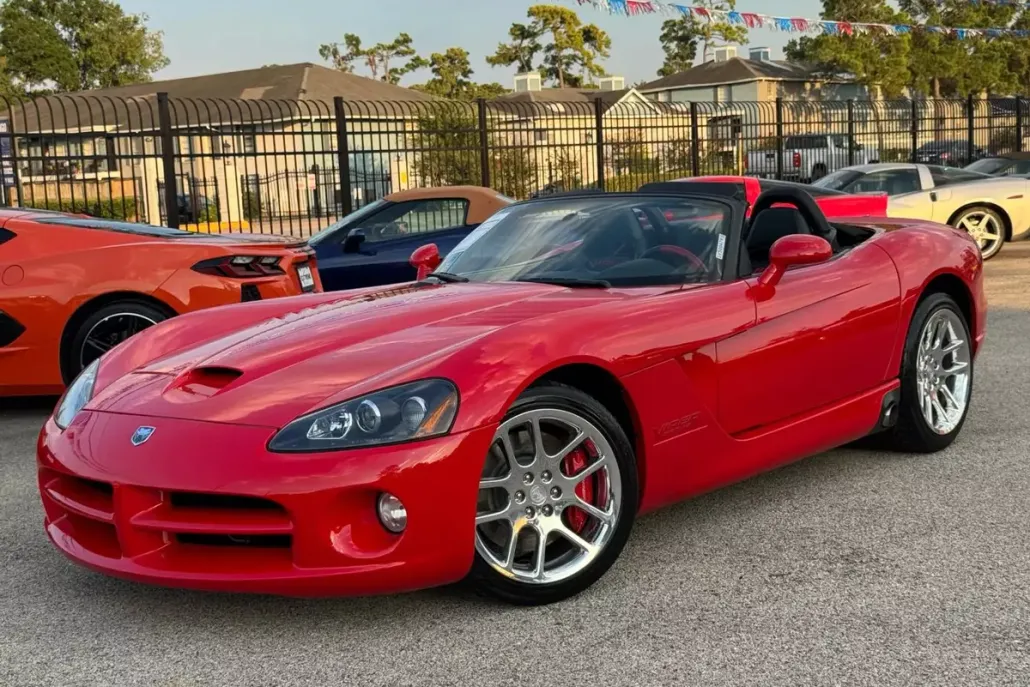 2005 Dodge Viper SRT10 photo 1