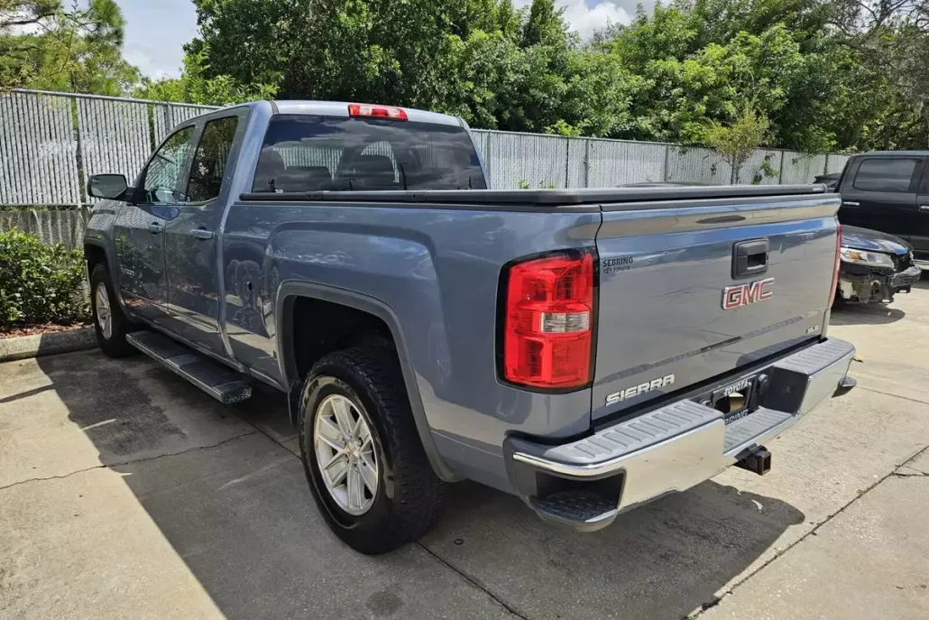 2016 Gmc Sierra 1500 SLE photo 1