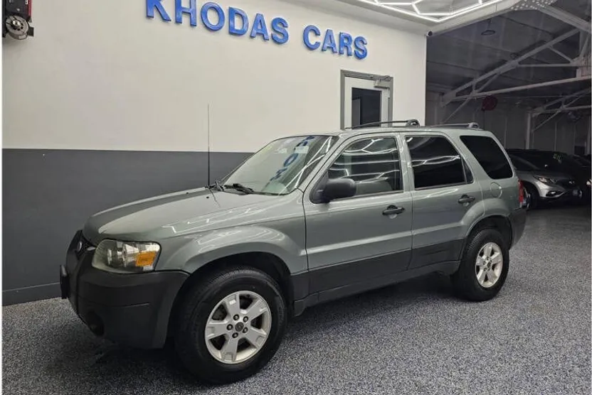 2006 Ford Escape XLT Sport photo 1