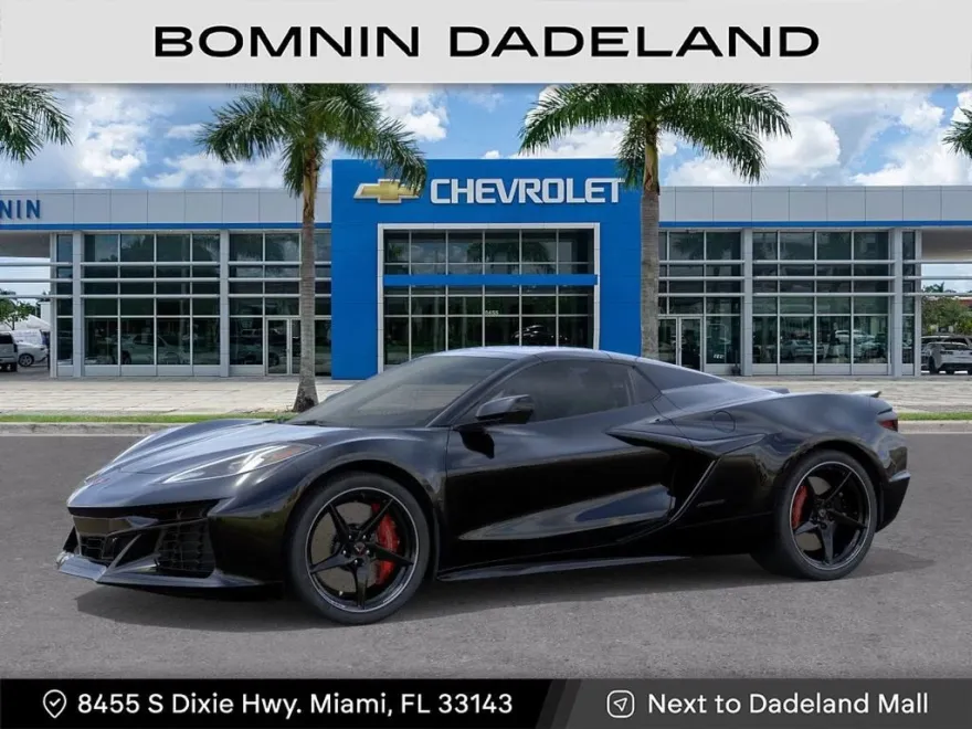 2025 Chevrolet Corvette E-Ray 1LZ photo 2