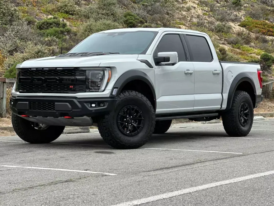 2023 Ford F-150 Raptor photo 1