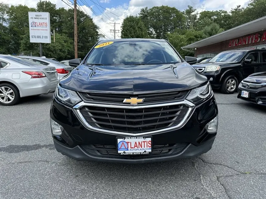 2021 Chevrolet Equinox LT photo 1