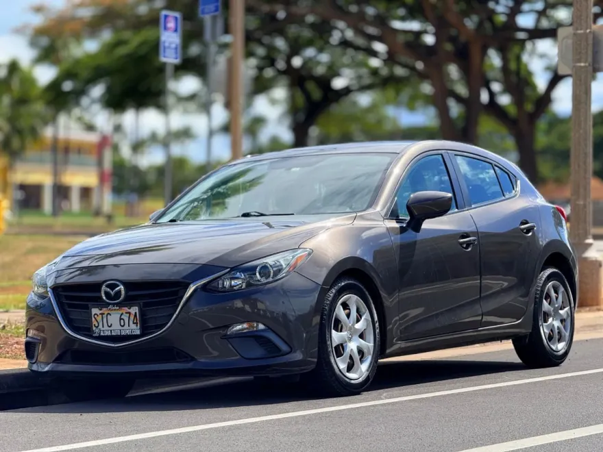 2015 Mazda Mazda3 i Sport photo 1