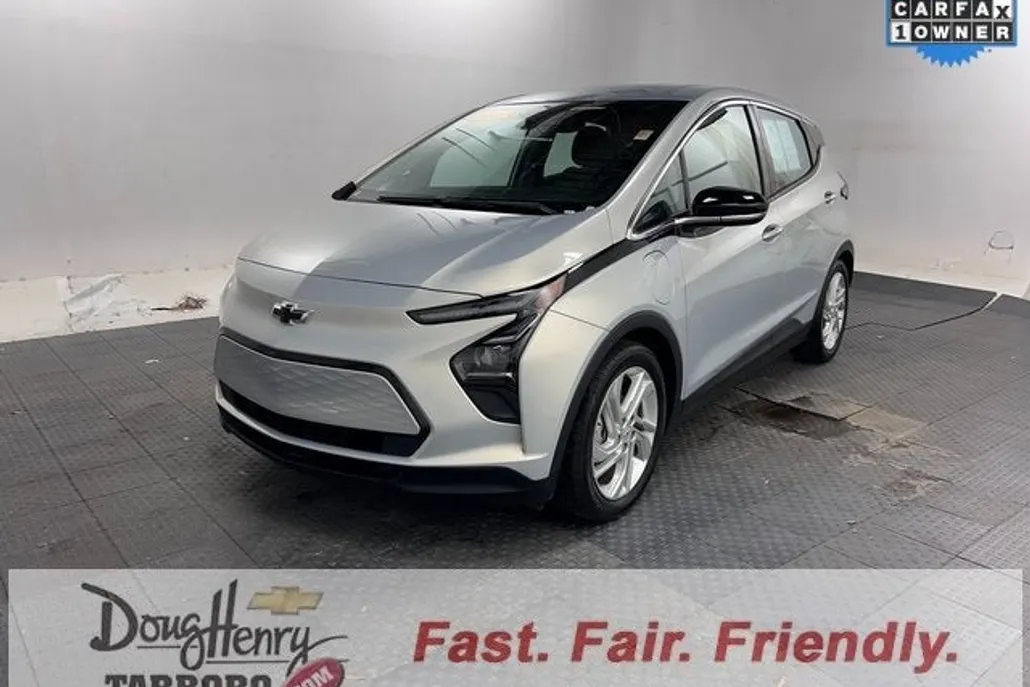 2023 Chevrolet Bolt EV 1LT photo 1