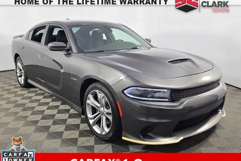 2020 Dodge Charger R/T photo 1