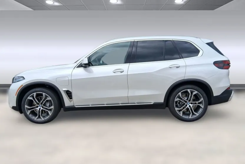 2026 Bmw X5 xDrive50e photo 1