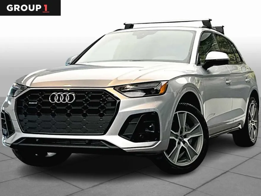 2025 Audi Q5 S line Premium photo 1