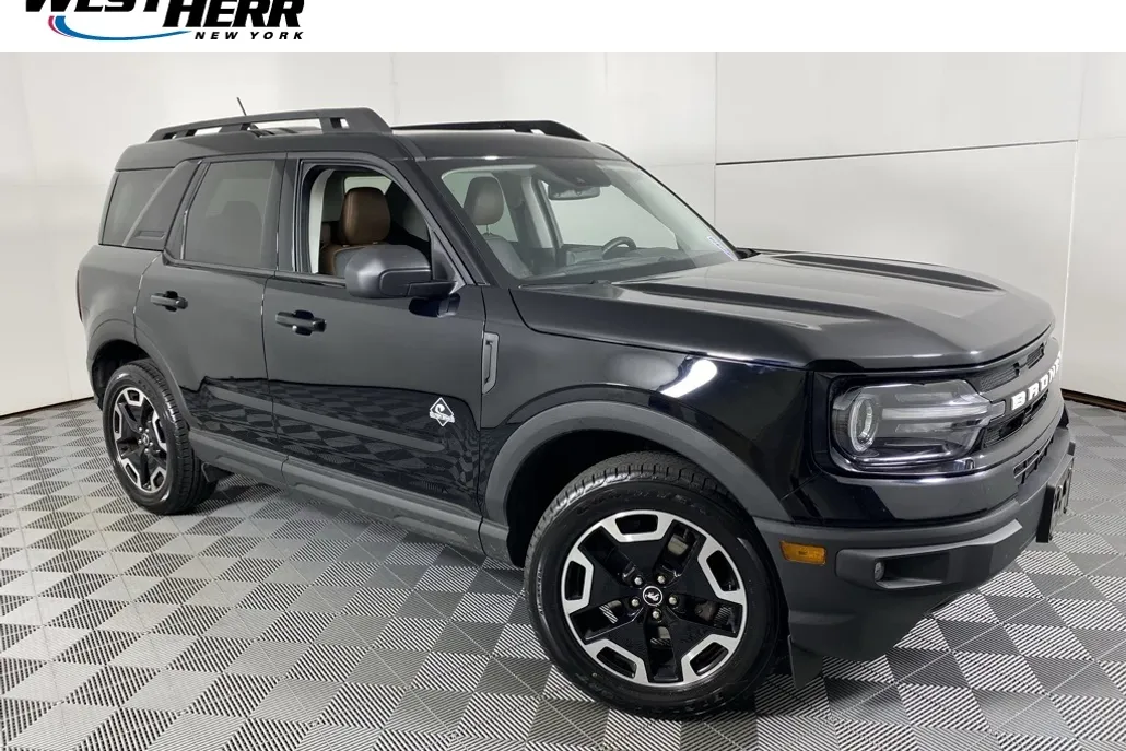 2022 Ford Bronco Sport Outer Banks photo 1