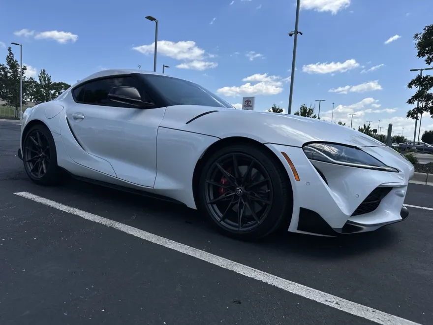 2023 Toyota Supra 3.0 Premium photo 1