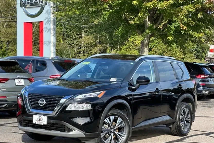 2023 Nissan Rogue SV photo 1