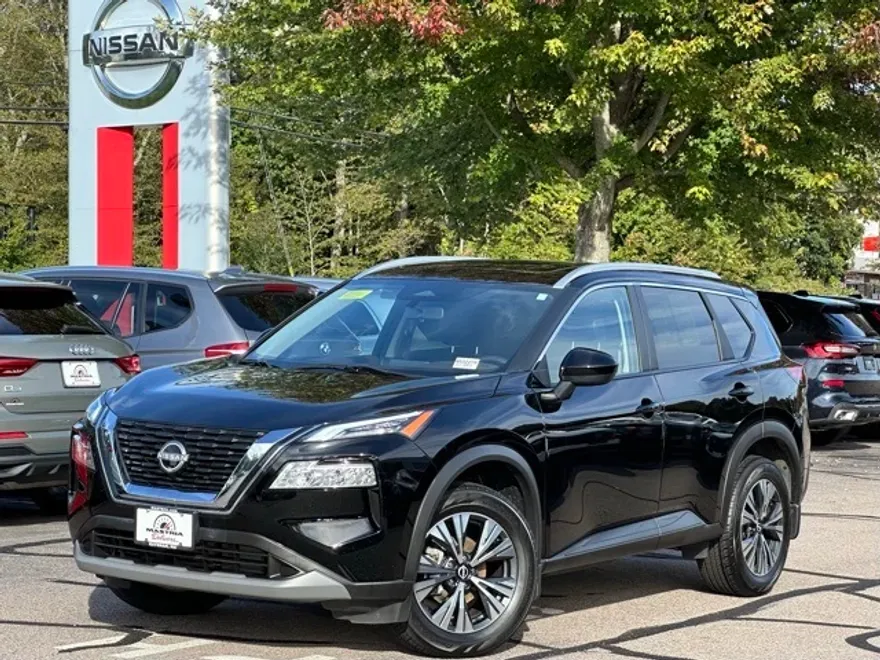 2023 Nissan Rogue SV photo 1