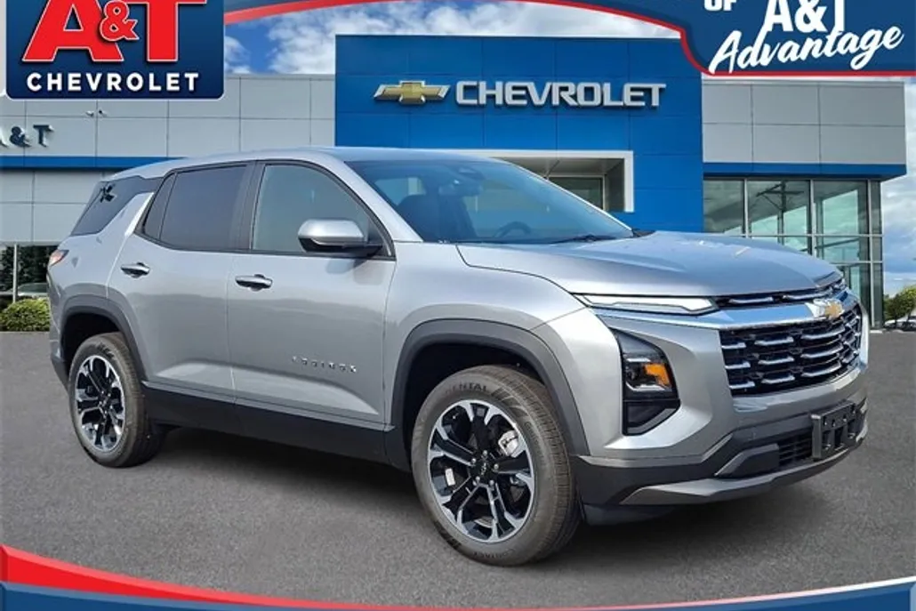 2026 Chevrolet Equinox LT photo 1