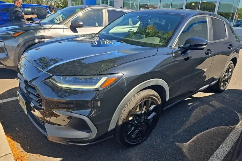 2023 Honda HR-V Sport photo 1