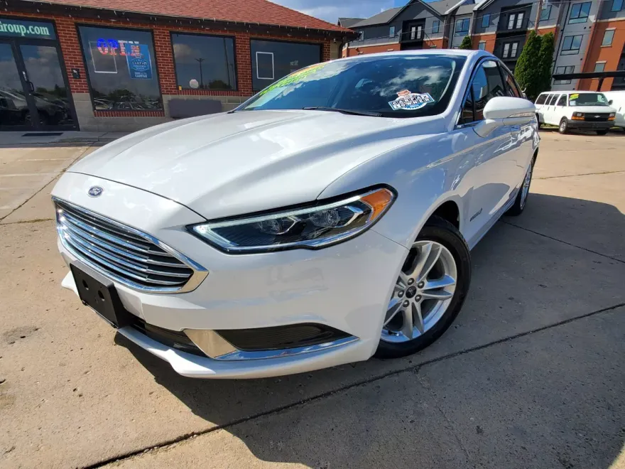 2018 Ford Fusion Hybrid SE photo 1