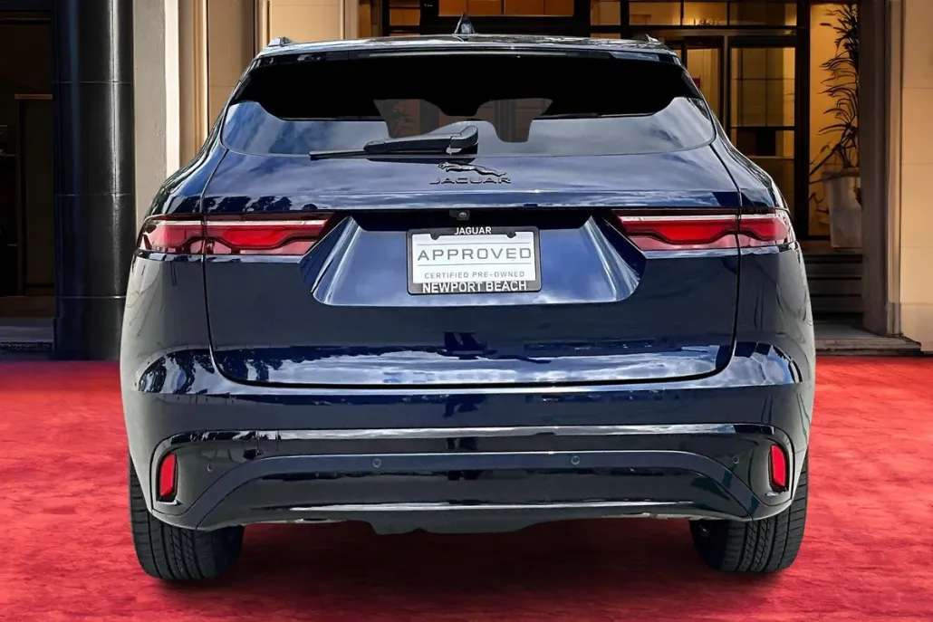 2025 Jaguar F-PACE P250 R-Dynamic S photo 1