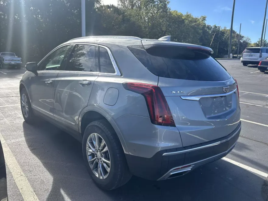 2023 Cadillac XT5 Premium Luxury photo 1