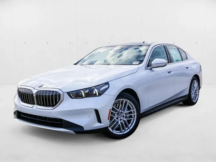 2025 Bmw 530i xDrive Sedan photo 1