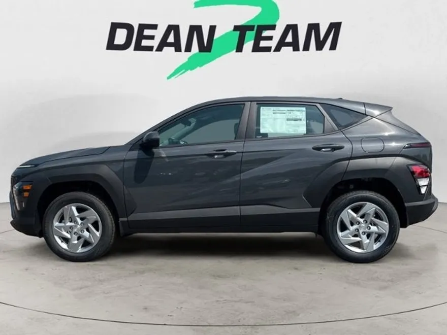 2026 Hyundai Kona SE photo 1