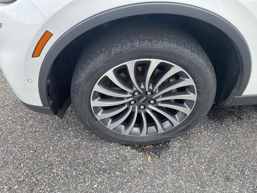 2020 Lincoln Aviator Reserve photo 1