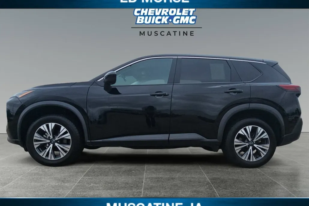 2023 Nissan Rogue SV photo 1