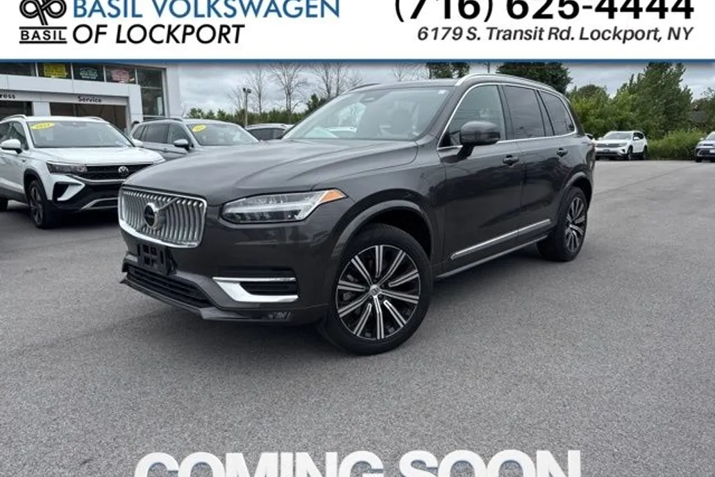 2024 Volvo XC90 B5 Core photo 1