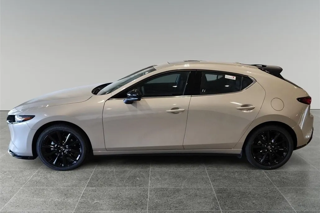 2025 Mazda Mazda3 Hatchback 2.5 Turbo Premium Plus photo 1
