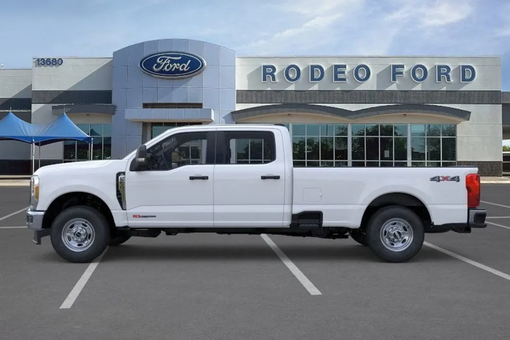 2025 Ford F-250 XL photo 1