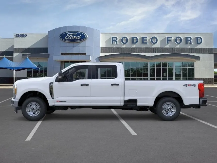 2025 Ford F-250 XL photo 1