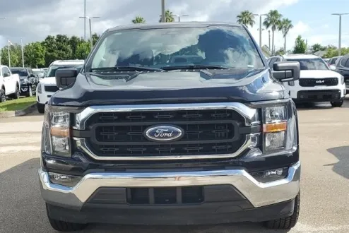 2023 Ford F-150 XLT photo 2