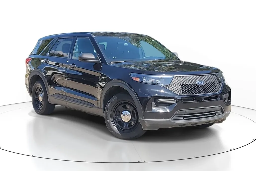 2022 Ford Explorer photo 1