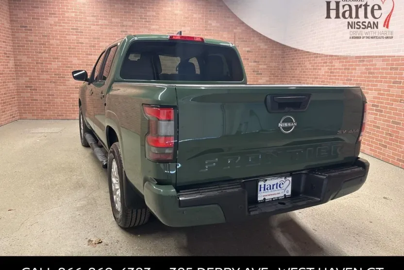 2022 Nissan Frontier SV photo 1